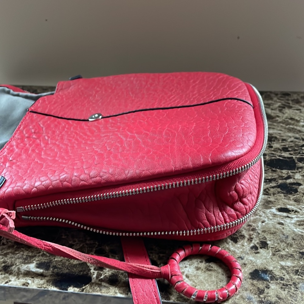 Vince Camuto crossbody bag - Picture 8 of 10